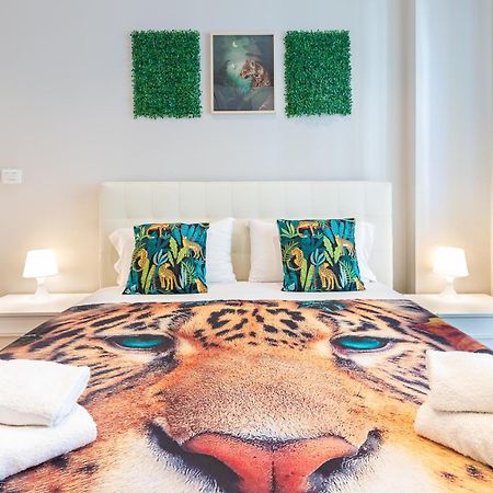 Urban Jungle Santa Rita Family Home Turin Bagian luar foto