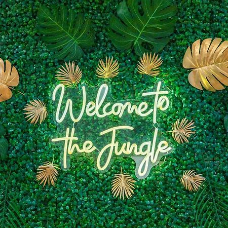 Urban Jungle Santa Rita Family Home Turin Bagian luar foto