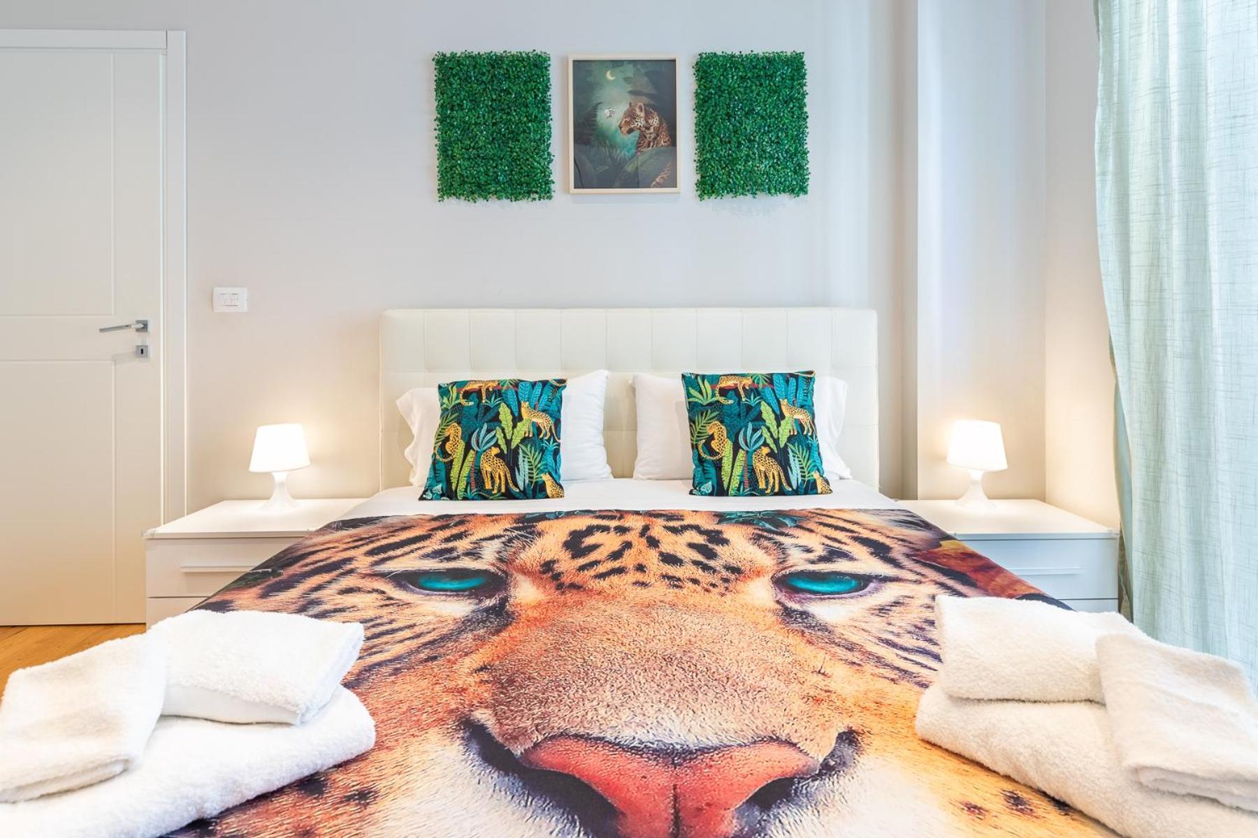 Urban Jungle Santa Rita Family Home Turin Bagian luar foto