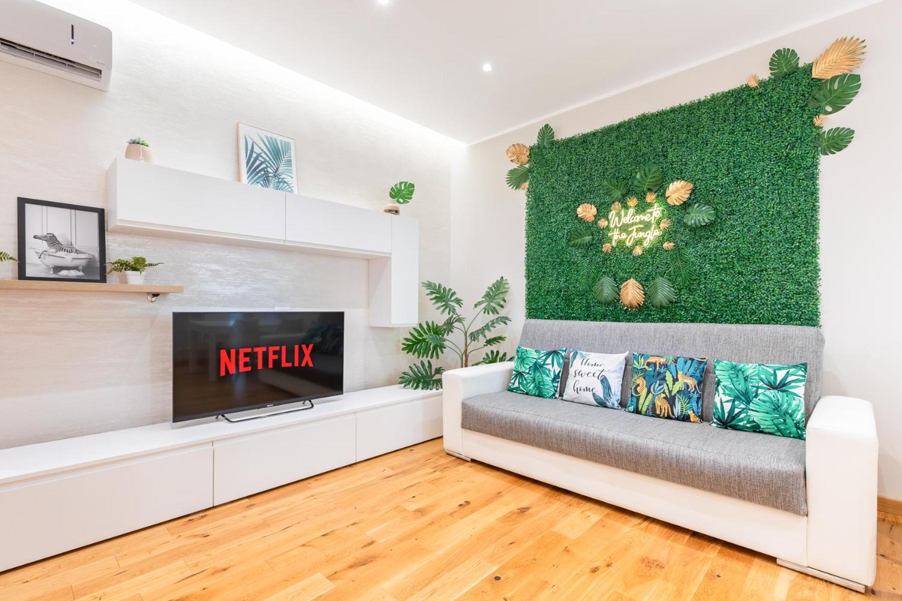 Urban Jungle Santa Rita Family Home Turin Bagian luar foto